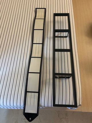 Portafotos y Estante Metálico Negro Ikea