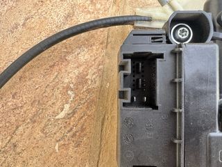 Elevalunas Delantero Derecho VW Polo 5