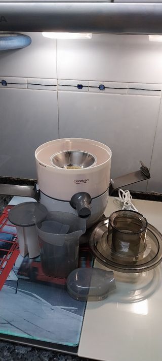 Extractor de zumo Cecotec