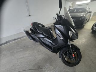 Yamaha Xmax 400 