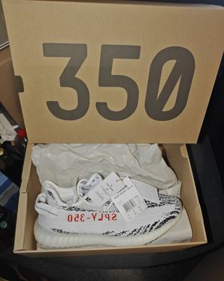 Adidas Yeezy Boost 350 V2 Zebra