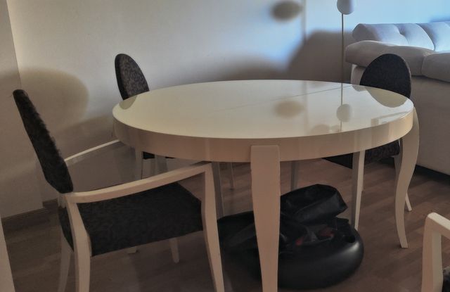 Mesa extensible lacada blanca 130cm