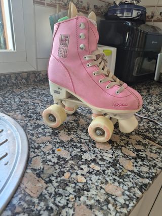 Patines rosas 4 ruedas Decathlon
Talla 34