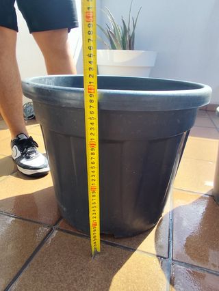 Lote maceteros grandes e invernadero