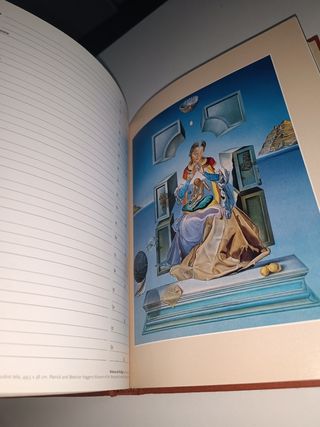 Antigua agenda telefónica Dalí