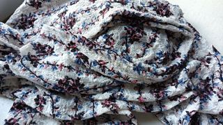 2 Tende pizzo elasticizzato floreale