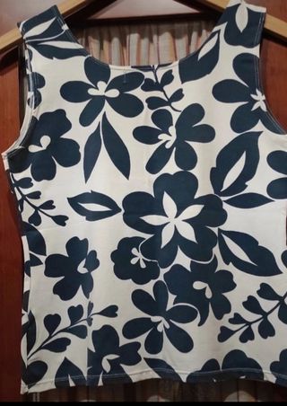 Camiseta de Cortefiel y Romano,