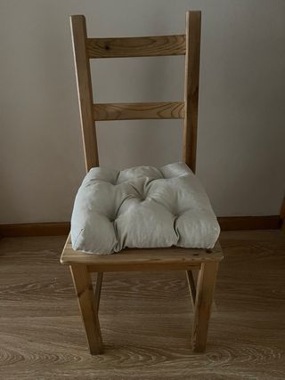 Silla Ikea Kavi de madera