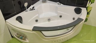 Bañera/jacuzzi hidromasaje casi nueva Tamaño 155