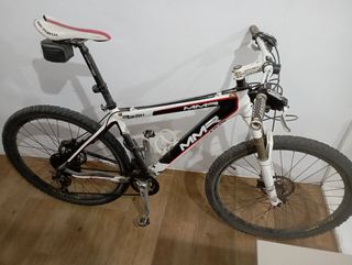 Bicicleta MMR Rakish Blanca y Bicicleta Scott verd