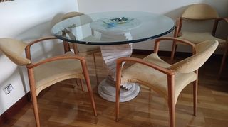 Mesa de comedor redonda de cristal