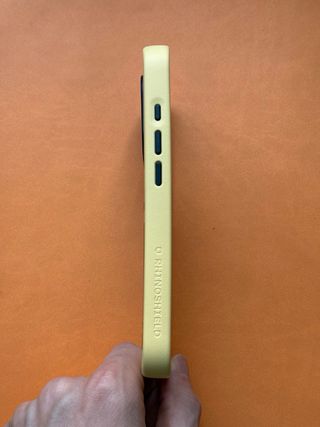 Funda iPhone 16 Pro Rhinoshield  El Rey León