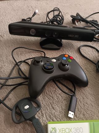 Lote Xbox 360 con Accesorios