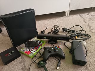 Lote Xbox 360 con Accesorios