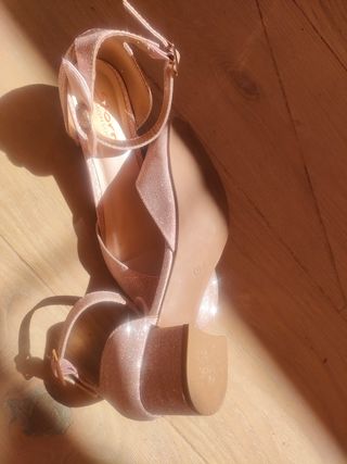 Zapatos de fiesta Monsoon rosas