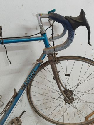 Bicicleta de carretera Mercier azul