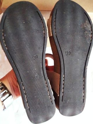 Sandali zeppa color tortora con brillantini