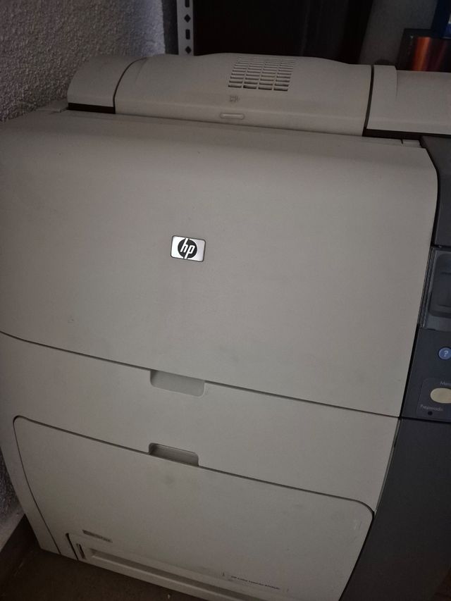 Impresora HP Color LaserJet 1700 DN