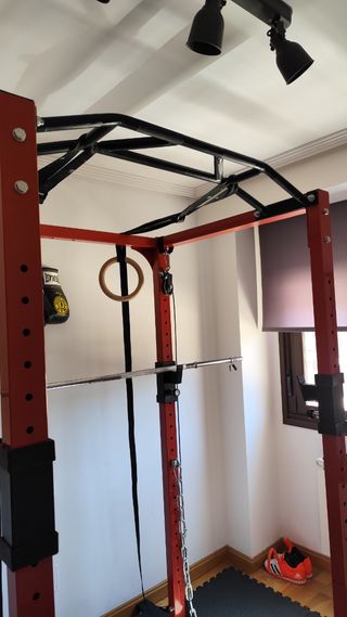 Rack de musculación para gimnasio en casa