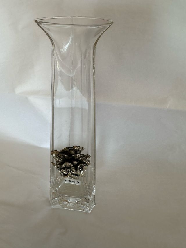 Jarrón de Cristal con Adorno Floral de Plata
