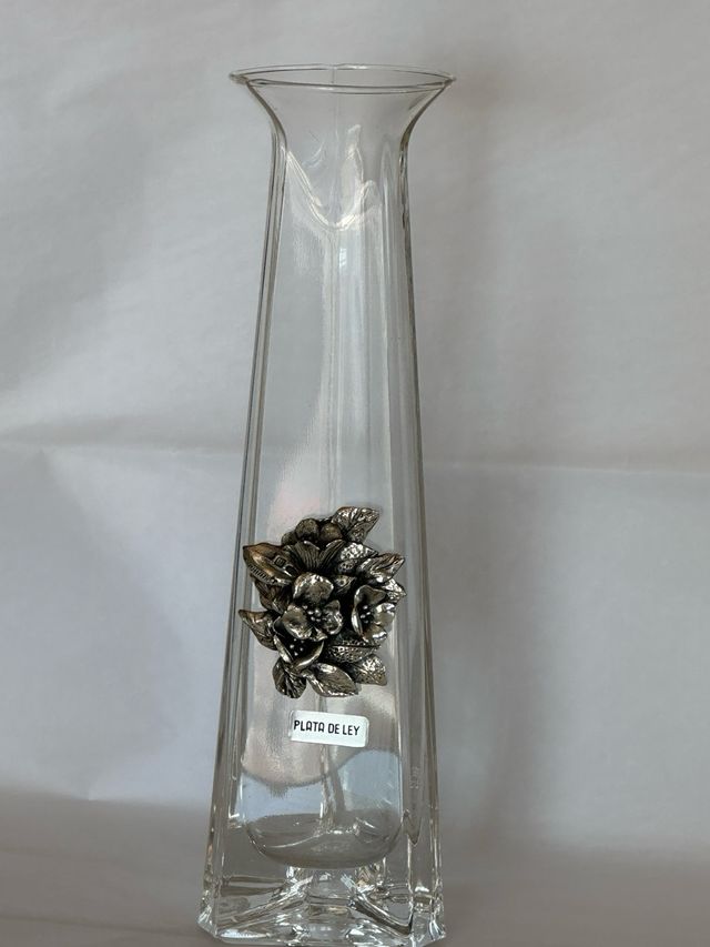 Jarrón de Cristal con Adorno Floral de Plata
