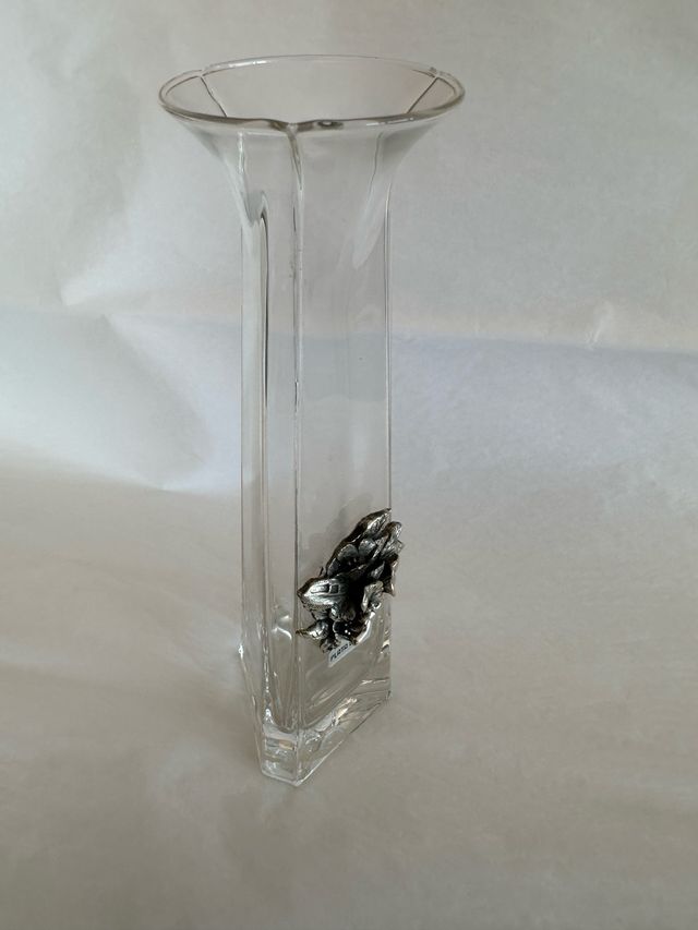 Jarrón de Cristal con Adorno Floral de Plata
