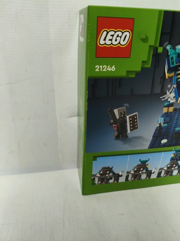 Lego Minecraft The Deep Dark Battle 21246 Nuevo