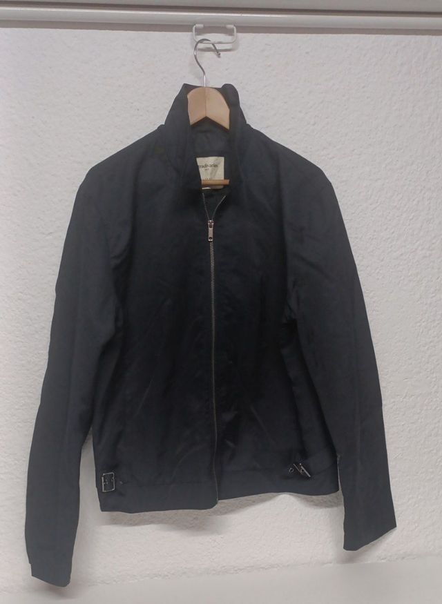Cazadora Impermeable Stradivarius Negra