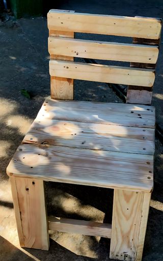 Silla de Palets Reciclados