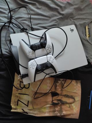 PS5 y garantía, Pulse 3D, 2 mandos, juegos y caja