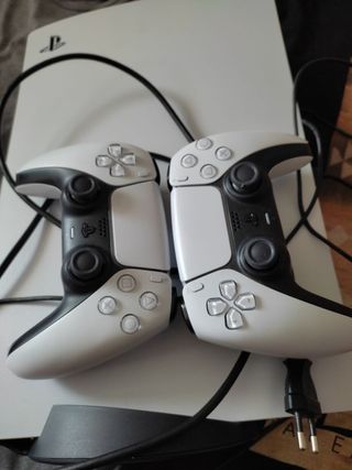 PS5 y garantía, Pulse 3D, 2 mandos, juegos y caja