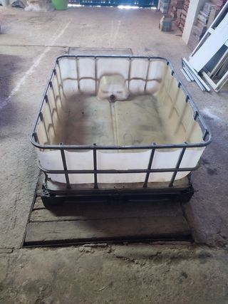 Depósito/Bebedero/IBC/ Barreño/Palangana.