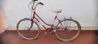 Bicicleta Movilette antigua roja