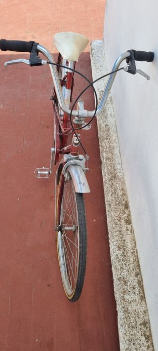 Bicicleta Movilette antigua roja