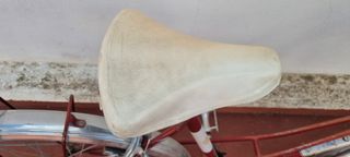 Bicicleta Movilette antigua roja