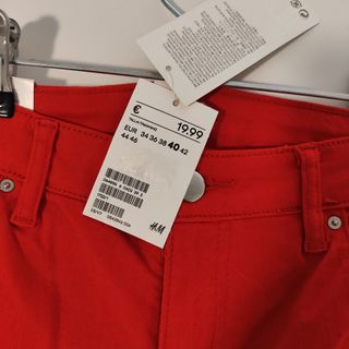 Pantalón nuevo H&M Rojo Talla L / 40