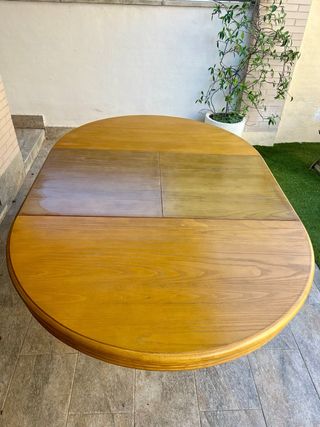 Mesa redonda extensible de madera