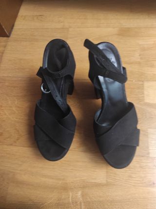 Zapatos de tacón, fiesta negros
