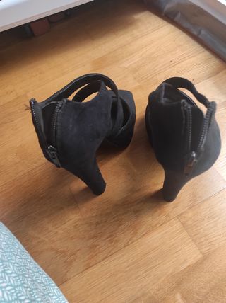 Zapatos de tacón negros para fiesta