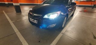 Opel Astra 2012