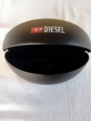 Porta occhiali Diesel nero