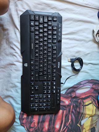 Teclado Gamer KROM Negro