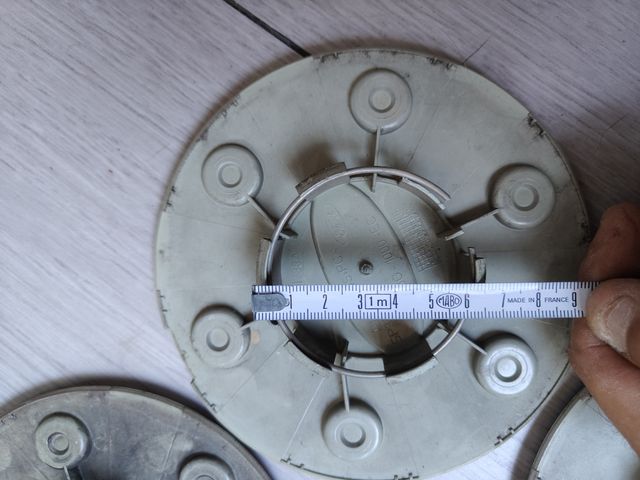 Tapacubos Ford (4 unidades)