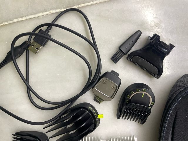 Philips Serie 7000 Afeitadora 14 en 1