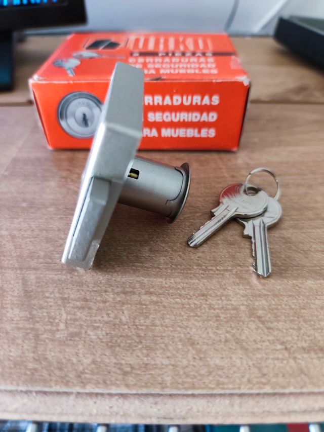 Cerradura Seguridad Muebles + 2 Llaves