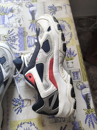 Zapatillas Fila Hombre Azul Gris Rojo Blanco