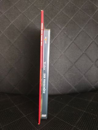 Libro y DVD El cazador furtivo Ópera