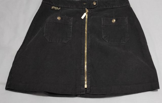 2 faldas vintage de pana 1 x 7 e. Las 2 x 12 e.