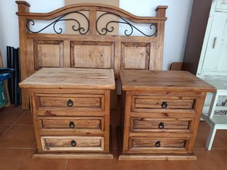 Conjunto Muebles Madera: Cabecero, Cómoda y Mesita