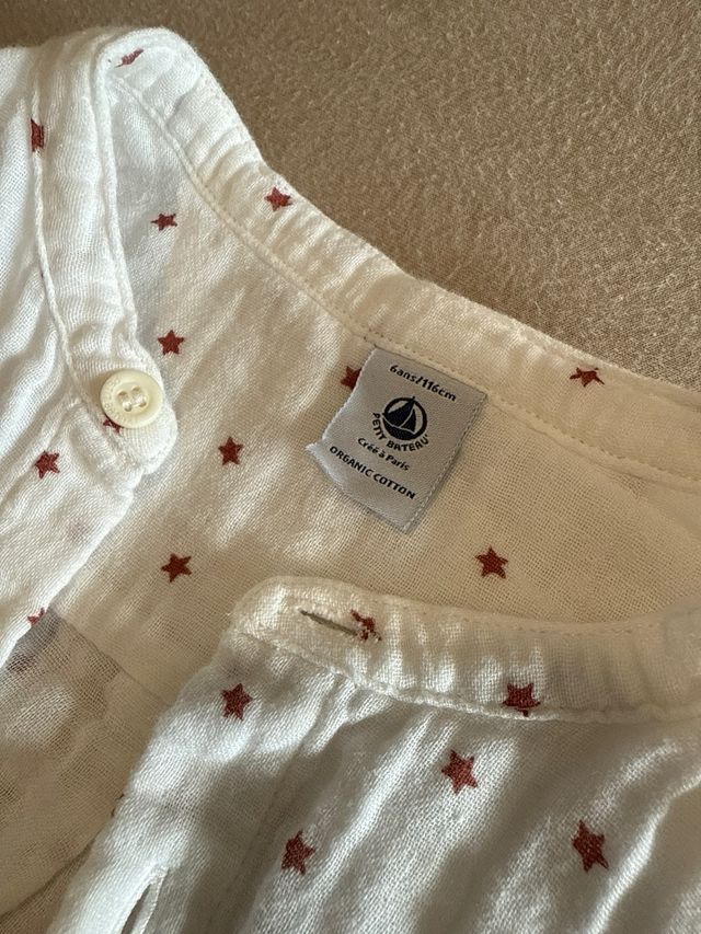 Camisa Petit Bateau blanca estrellas niño 5-6 años